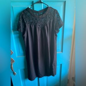 GUC XL lace detail black flowy shirt